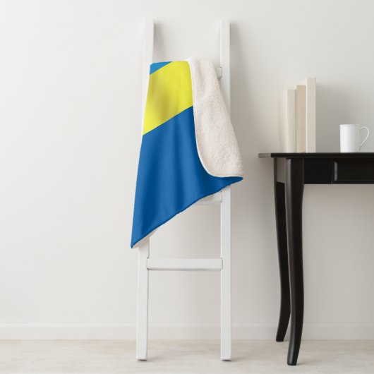 Ukraine-Flagge Sherpadecke (Beispiel)