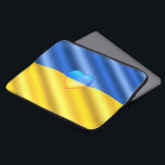 Ukraine - Frieden - ukrainische Flagge - Freiheit Laptopschutzhülle<br><div class="desc">Ukraine - Frieden - Ukrainische Flagge - Unterstützung der Freiheit - Patriotik - Strong Together - Sieg ! Sie können auf mehr als 1000 Zazzle Produkte umsteigen ! С л а в к аУра - Slava Ukraini !</div>