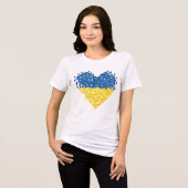 Ukraine is in my heart. Ukrainian flag. Support. Tri-Blend Shirt (Vorderseite voll)