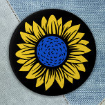 Ukraine Sonnenblume ukrainische Solidarität Button<br><div class="desc">Ukraine Sonnenblume in ukrainischen Fahnen Farben blau und gelb / gold zu zeigen Unterstützung für den ukrainischen Frieden und Freiheit. COPYRIGHT © 2021 Judy Burrows,  Black Dog Art - Alle Rechte vorbehalten. Ukraine Sonnenblume ukrainische Solidarität</div>