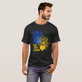 Ukraine unterstützt ukrainische Flagge Farbe Blau T-Shirt (Vorne ganz)