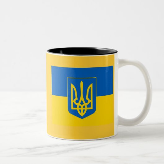 UKRAINE-Wappen und Flagge Zweifarbige Tasse (Rechts)