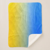 Ukraine yellow blue geometric mesh pattern sherpadecke (Vorderseite)