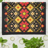 Ukrainian traditional vushuvanka folk pattern red geschirrtuch (Gefaltet)