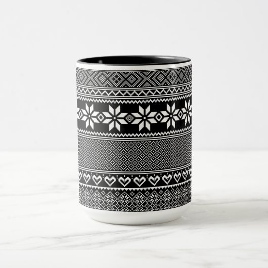 Ukrainian traditional vushuvanka folk pattern  tasse (Zentrum)