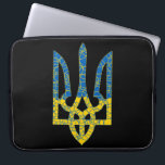 Ukrainische trident texturierte Flagge der Ukraine Laptopschutzhülle<br><div class="desc">Texturierte ukrainische Nationalemblem Trident tryzub in ukrainischen Flaggenfarben und Schlagkreismuster</div>