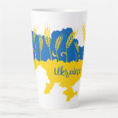 Ukrainische Typografie und Weizenohr auf ukrainisc Milchtasse (Vorderseite)