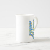 Ukrainisches Emblem trident tryzub ethnisch Porzellantasse (Vorderseite Rechts)