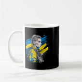 Ukrainisches Mädchen - Stärke angesichts der Oppos Kaffeetasse (Links)