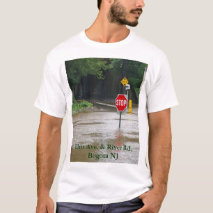 Ulme u. Fluss T-Shirt