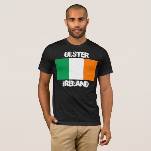 Ulster, Irland mit irischer Flagge T-Shirt (Vorne ganz)