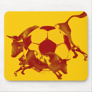 Ulta heiße spanische Running of the Bulls Fußball- Mousepad