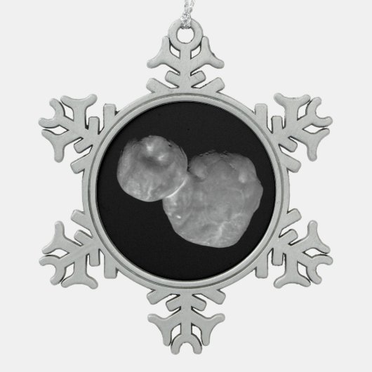 Ultima Thule Arrokoth Kuiper Belt Object Schneeflocken Zinn-Ornament (Vorderseite)