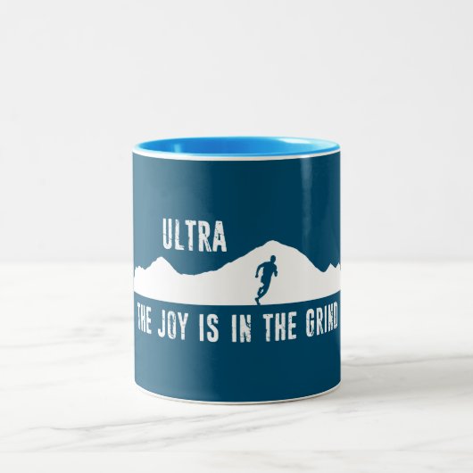 Ultra, die Freude ist in der Windenergie Zweifarbige Tasse (Mittel)