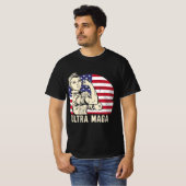 Ultra Maga Messy Bun T-Shirt (Vorne ganz)