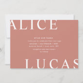 Ultra Modern Layout Monogram Coral Wedding Einladung (Vorderseite)