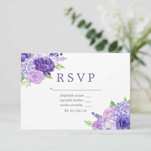 Ultra-Violet-Thema Blumenhochzeit RSVP (Stehend Vorderseite)