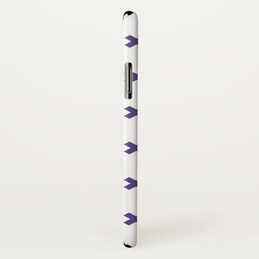 Ultra violette Kreuzstiche auf weiß Case-Mate iPhone Hülle (Hinten/Rechts)