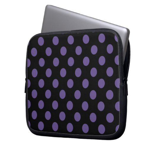 Ultra violette Polka Punkte auf schwarz Laptopschutzhülle (Vorderseite Links)