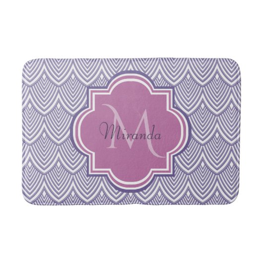 Ultra-violette Scallops Orchid Monogram Name Badematte (Vorderseite)