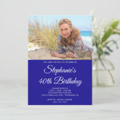 Ultramarine und weiße Elegant Script 40. Geburtsta Einladung (Stehend Vorderseite)