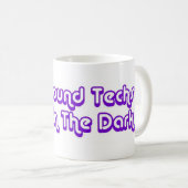 UltraschallTechs tun es im dunklen lila Logo 3D Kaffeetasse (VorderseiteRechts)