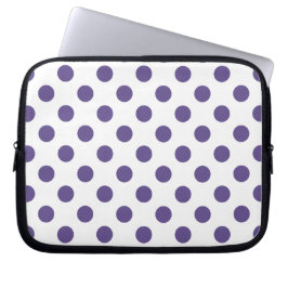 Ultraviolette Polka-Punkte auf weiß Laptopschutzhülle