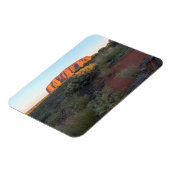 Uluru Sunrise und Wüstenflora Magnet (Linke Seite)