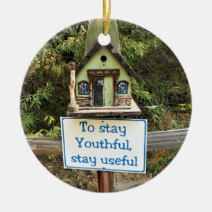 Um jugendlich Bleibe, Bleibe nützliches, lustiges Keramik Ornament