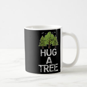Umarmen eines Baum-Hugger-Earth-Arbor-Tages Kaffeetasse