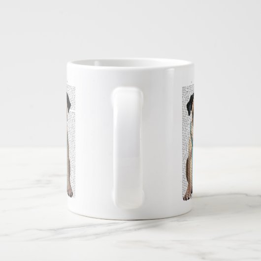 Umarmen eines Mops Jumbo-Tasse (Rückseite)