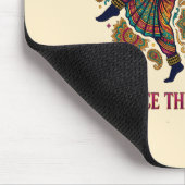 Umarmt den Roots Dance Mousepad (Ecke)