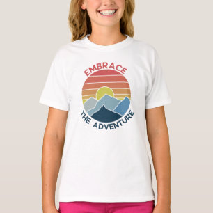 Umarmung des Abenteuers Berg Abenteuer Zeit T-Shirt