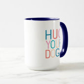 Umarmung von Hunden Tasse (VorderseiteRechts)