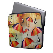 UMBRELLA PATTERNS IN A CAPTIVATING COLLAGE LAPTOPSCHUTZHÜLLE (Vorderseite Links)