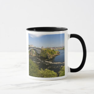 Umdrehende Fälle am St. John River bei St. 2 Tasse