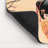 Ume Kokeshi Doll - Japanisch Peach Geisha Girl Mousepad (Ecke)