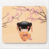 Ume Kokeshi Doll - Japanisch Peach Geisha Girl Mousepad (Vorne)