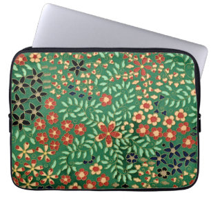 Umfasse Eleganz: Grüne japanische Blumen Laptopschutzhülle