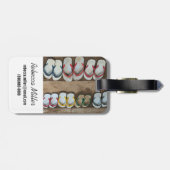 Umgedreht Flop-Sandeln Gepäckanhänger (Rückseite horizontal)