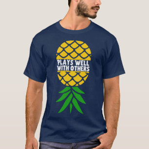Umgedrehtes Ananas-Geschenk T-Shirt
