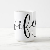 Umgriffs"Wifey" handgeschriebenes Skript Kaffeetasse (Mittel)