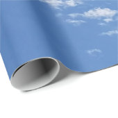 Umhüllungspapier für den blauen Himmel und die wei Geschenkpapier (Rolleneckpunkt)