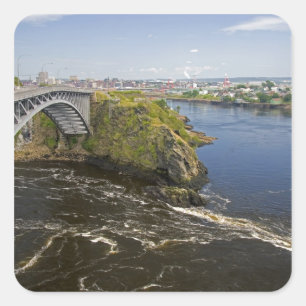 Umkehrende fällt auf den St. John River in St. Quadratischer Aufkleber
