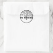 Umklingeln in schwarze runde Sticker (Tasche)