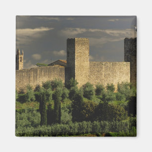 Ummauerte Stadt Monteriggioni, in der Provinz Magnet