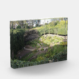 Umpherston Sinkhole Verstecktes Heiligtum Fotoblock