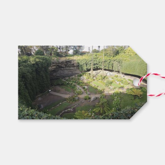 Umpherston Sinkhole Verstecktes Heiligtum Geschenkanhänger (Vorderseite (Horizontal))