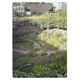 Umpherston Sinkhole Verstecktes Heiligtum Klemmbrett