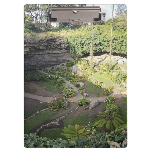 Umpherston Sinkhole Verstecktes Heiligtum Klemmbrett (Vorderseite)